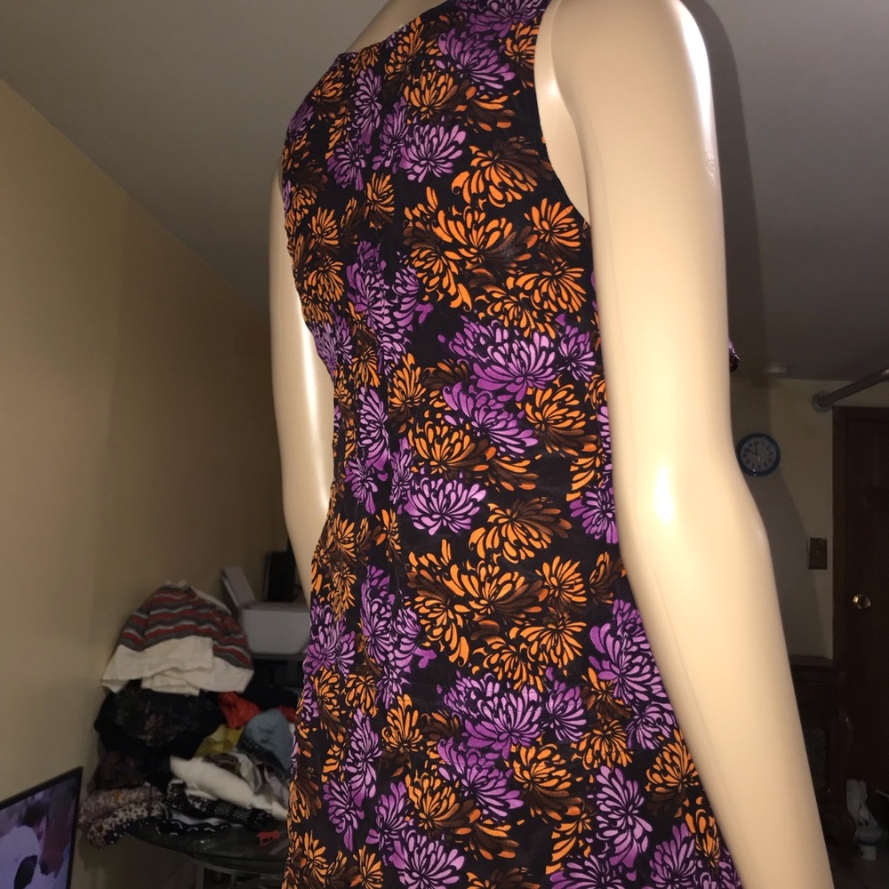 Floral silk top - Picture 2 of 7
